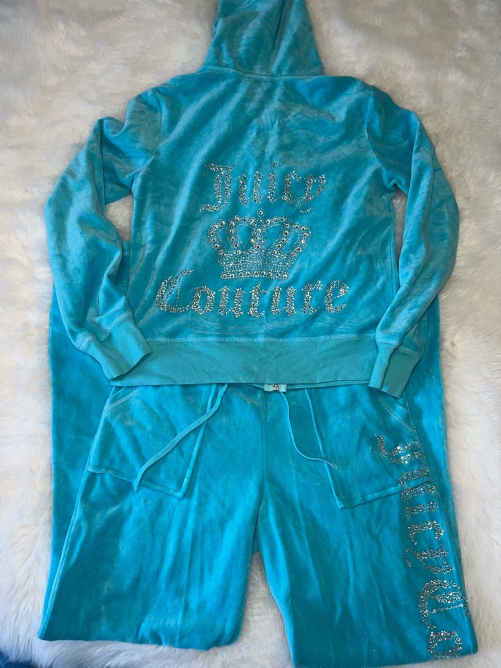 Large Juicy Couture Turquoise Velour Rhinestone Logo Tracksuit